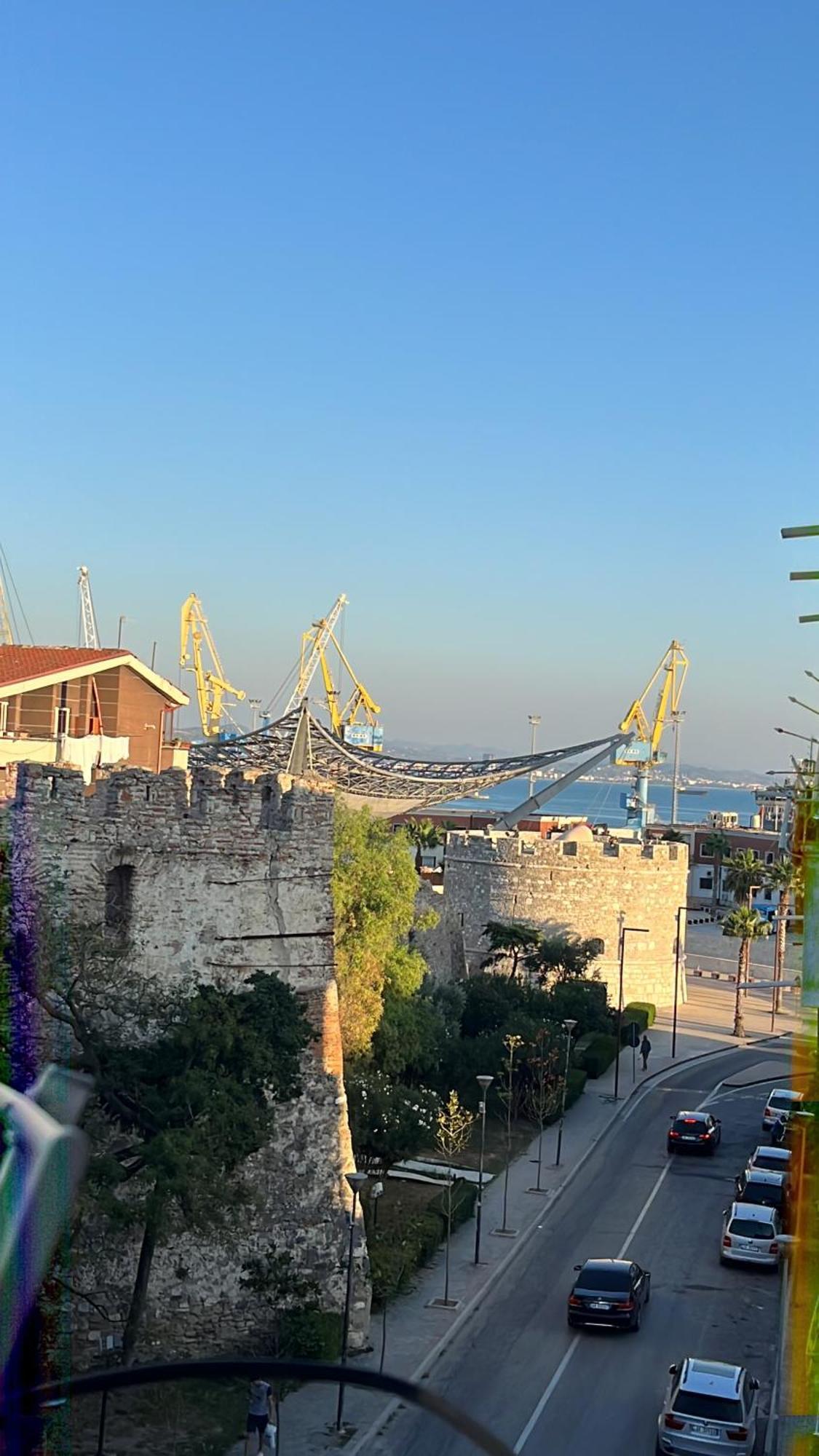 Lukas Apartament Vollga Durrës 외부 사진